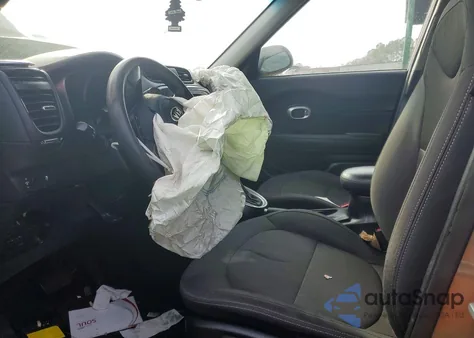 2015 Kia Soul z USA, uszkodzony, nr VIN KNDJN2A24F7137993